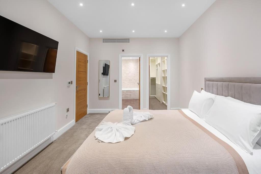 Apartment New 3bed In Knightsbridge *