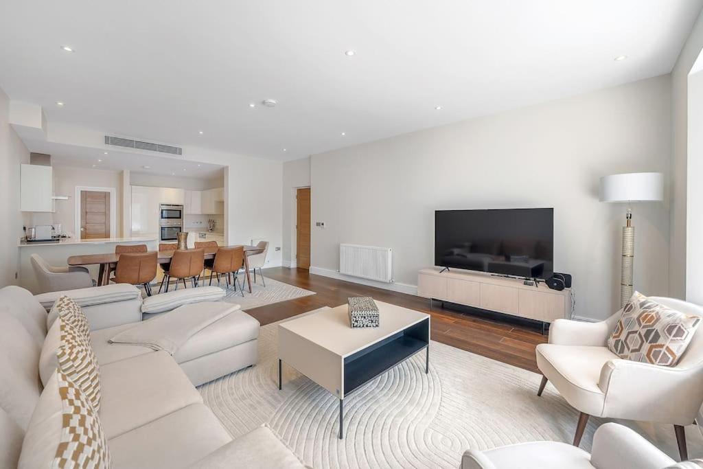New 3bed In Knightsbridge *